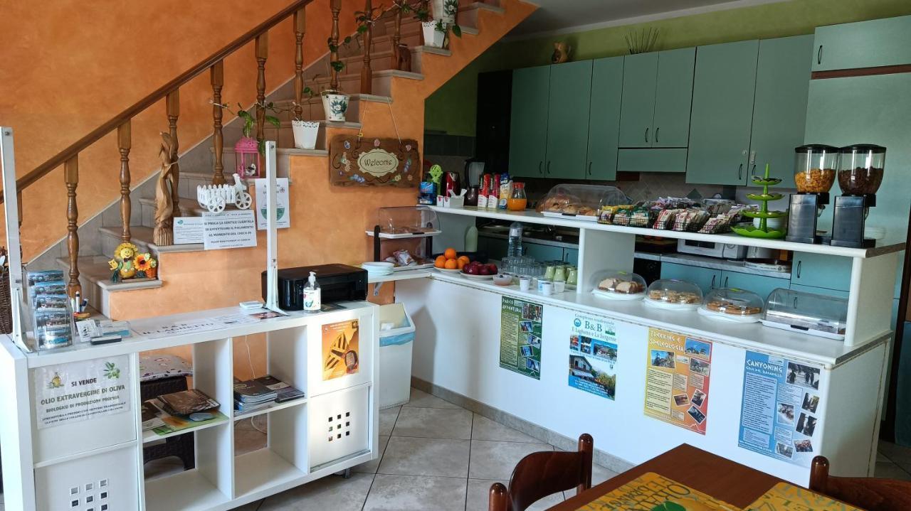 カストロヴィッラリ Il Laghetto Bed & Breakfast エクステリア 写真